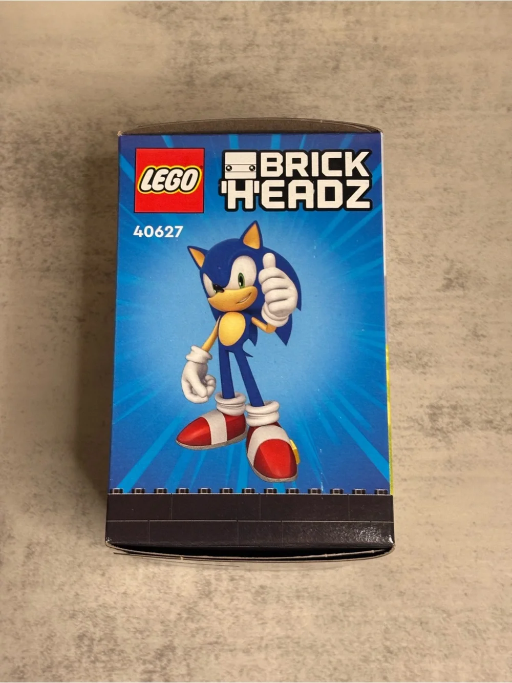 Lego BrickHeadz Sonic the Hedgehog Set (#40627) - Picture 3 of 7
